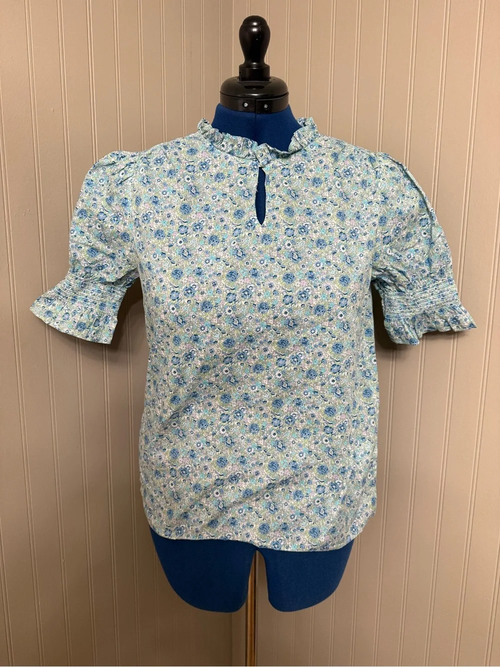 J Crew Liberty Fabric 100% Cotton Smocked Floral Puff Sleeve Blouse, Size M
